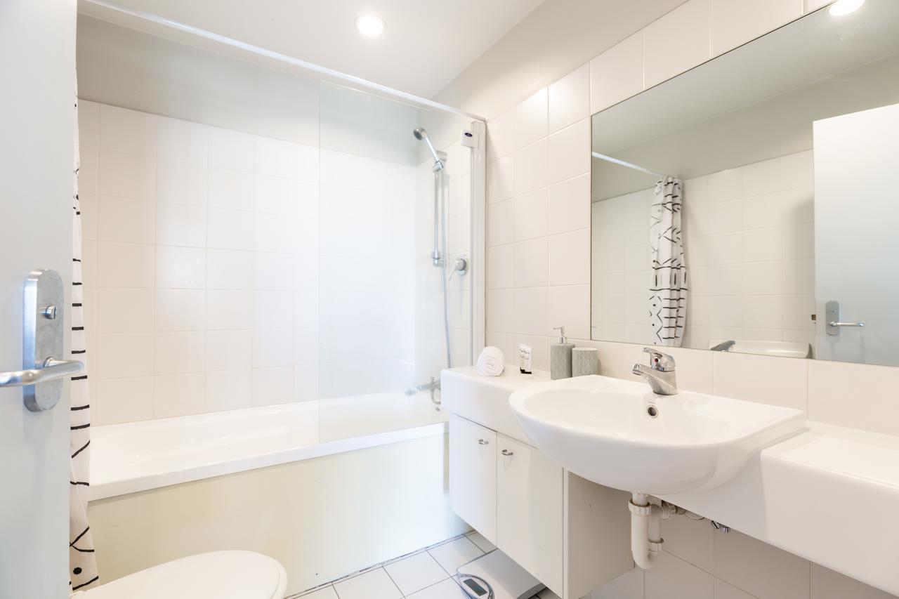 Wonderful Apartment Hobson Gardens Оукланд Екстериор снимка